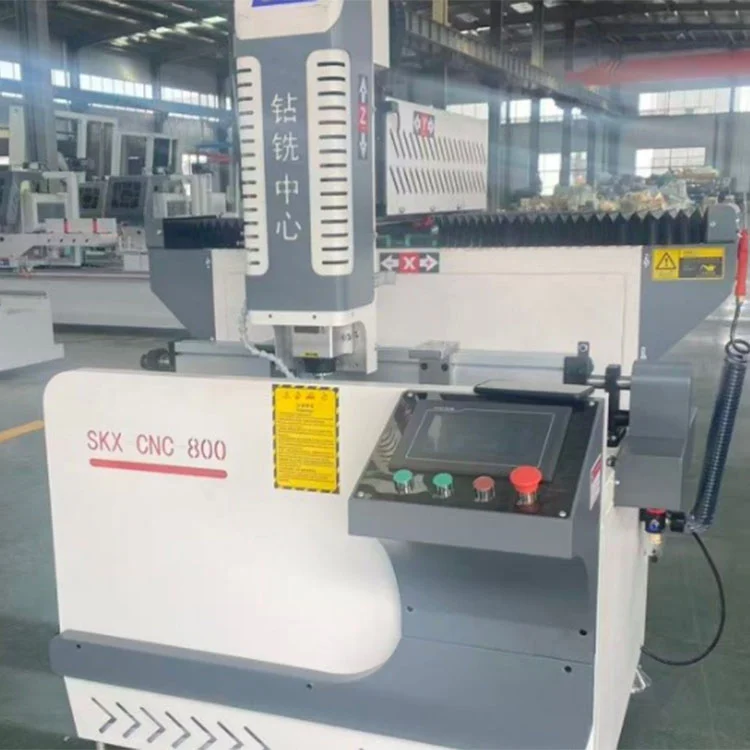 800-mm-CNC-Bearbeitungszentrum für industrielle Aluminiumprofile
