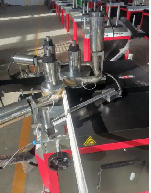 CNC-Biegemaschine für Aluminium- und PVC-Fenster-/Türprofile