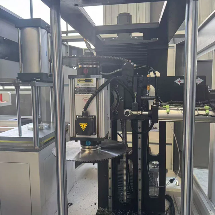 Mehrwinkel-3+2-Endfräser für Aluminiumpfosten in Sonderform